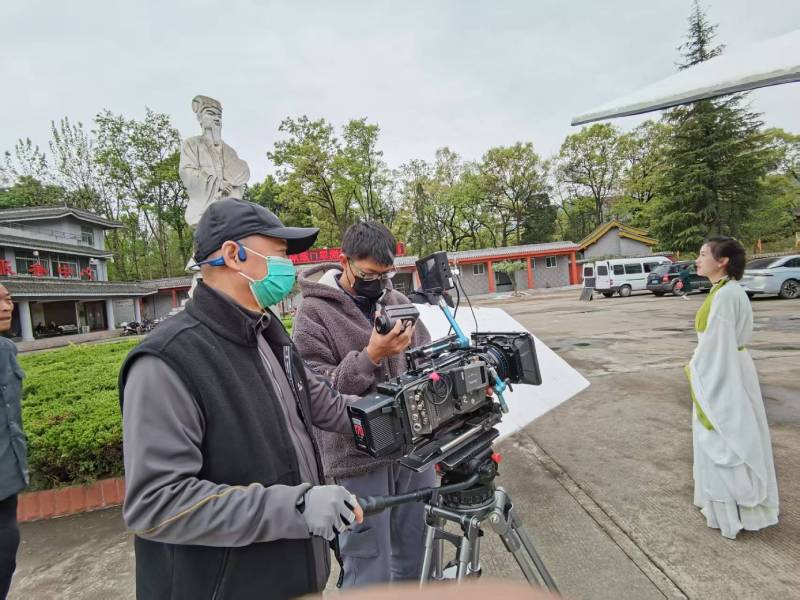 天峻县广告片拍摄公司：从策划到投放，一站式服务，让品牌传播更高效！